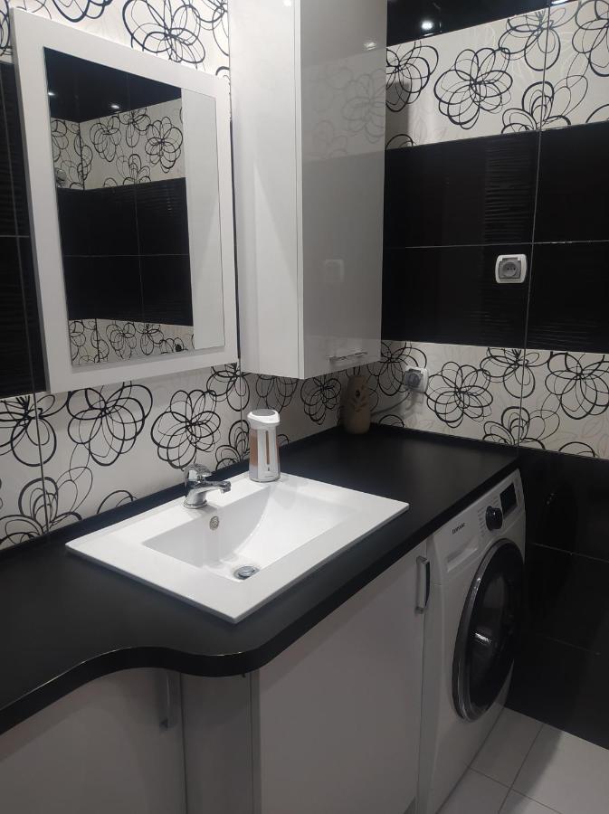 Apartament Rodzinny Z Ogrodkiem W Centrum Gizycka Giżycko Extérieur photo
