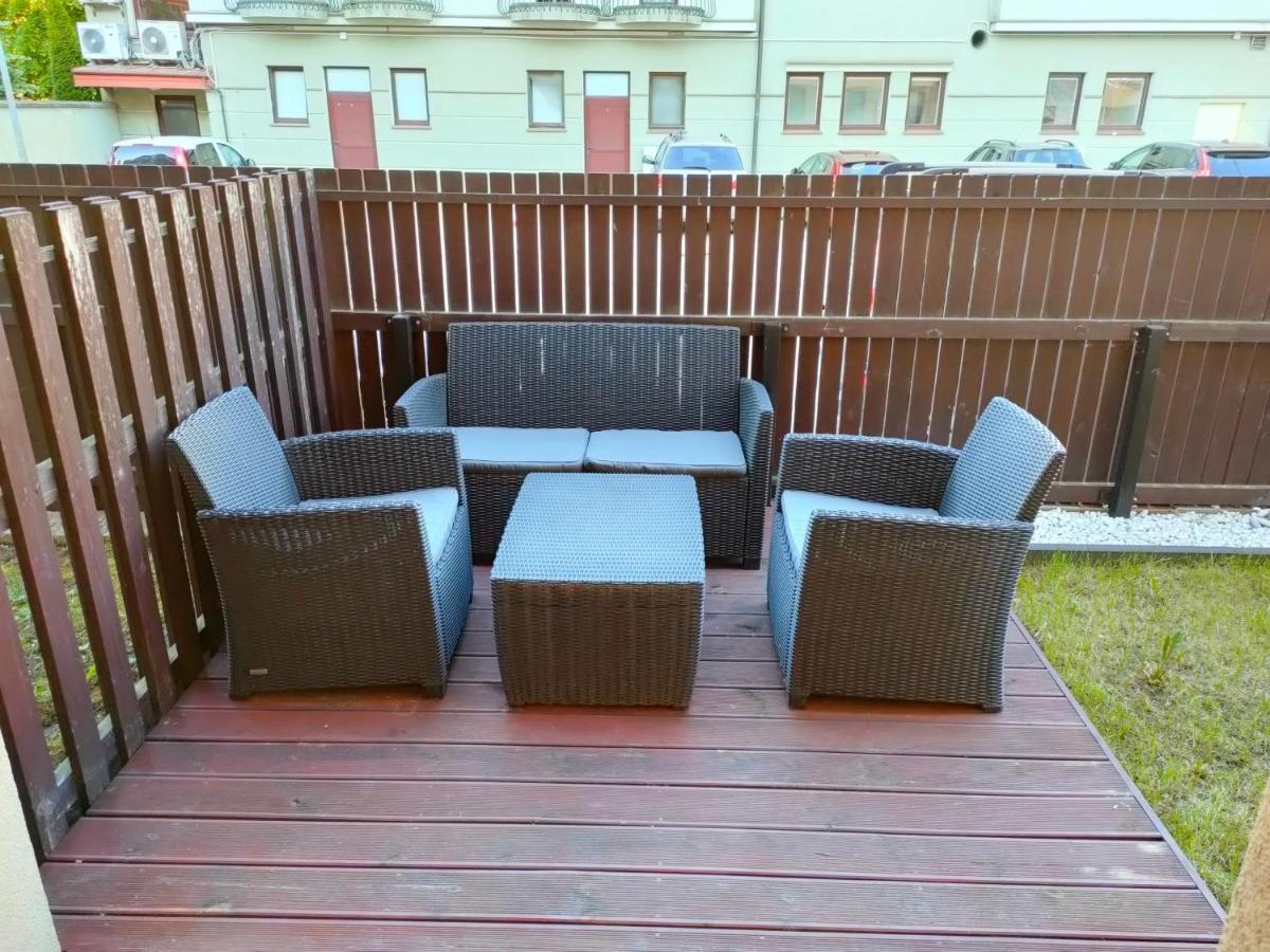 Apartament Rodzinny Z Ogrodkiem W Centrum Gizycka Giżycko Extérieur photo